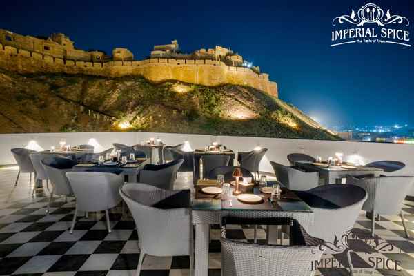 best rooftop restaurants in jaisalmer